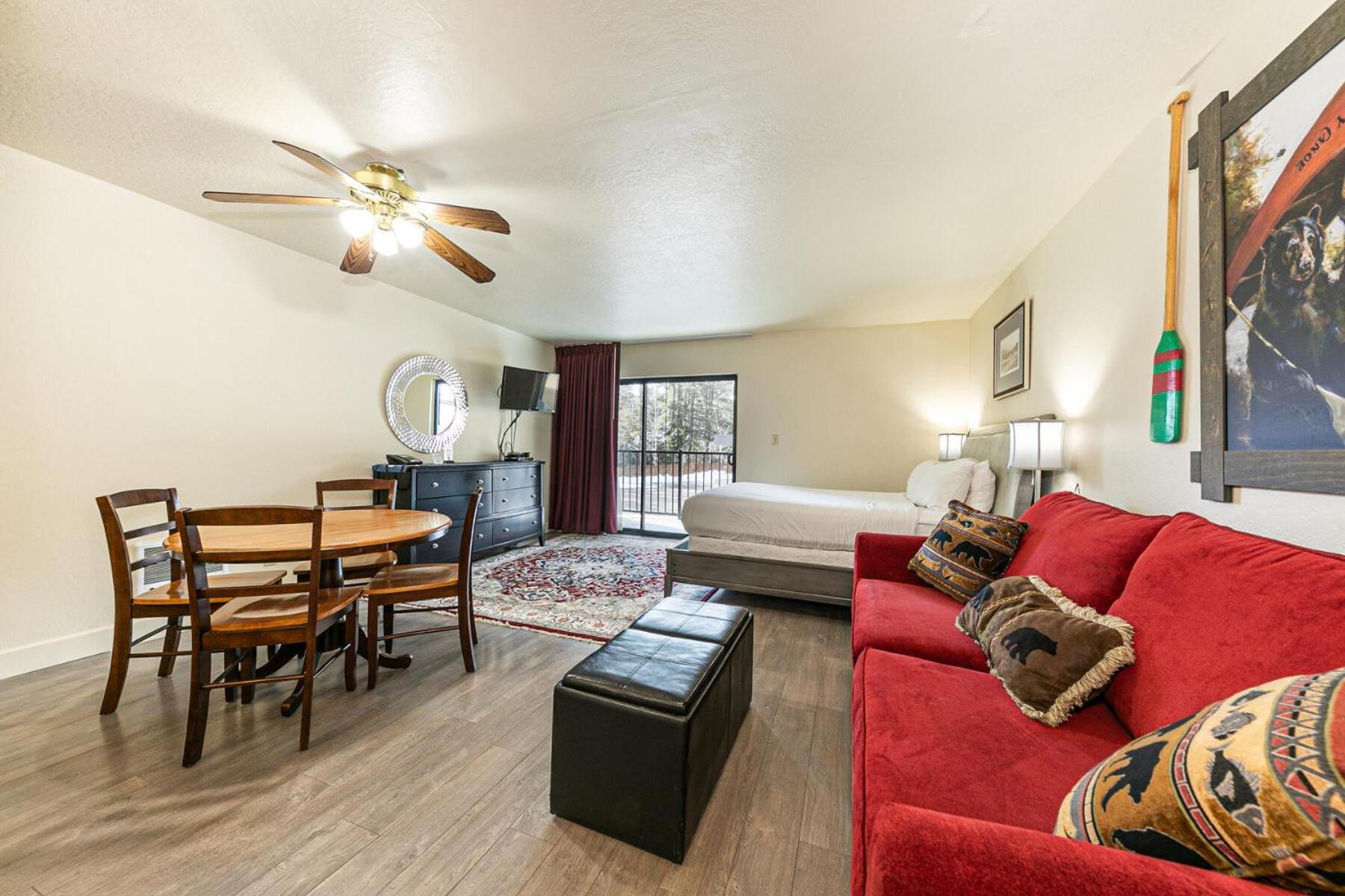 Charming Queen Studio Deluxe W/Balcony #233 At Donner Lake Village Truckee Eksteriør bilde