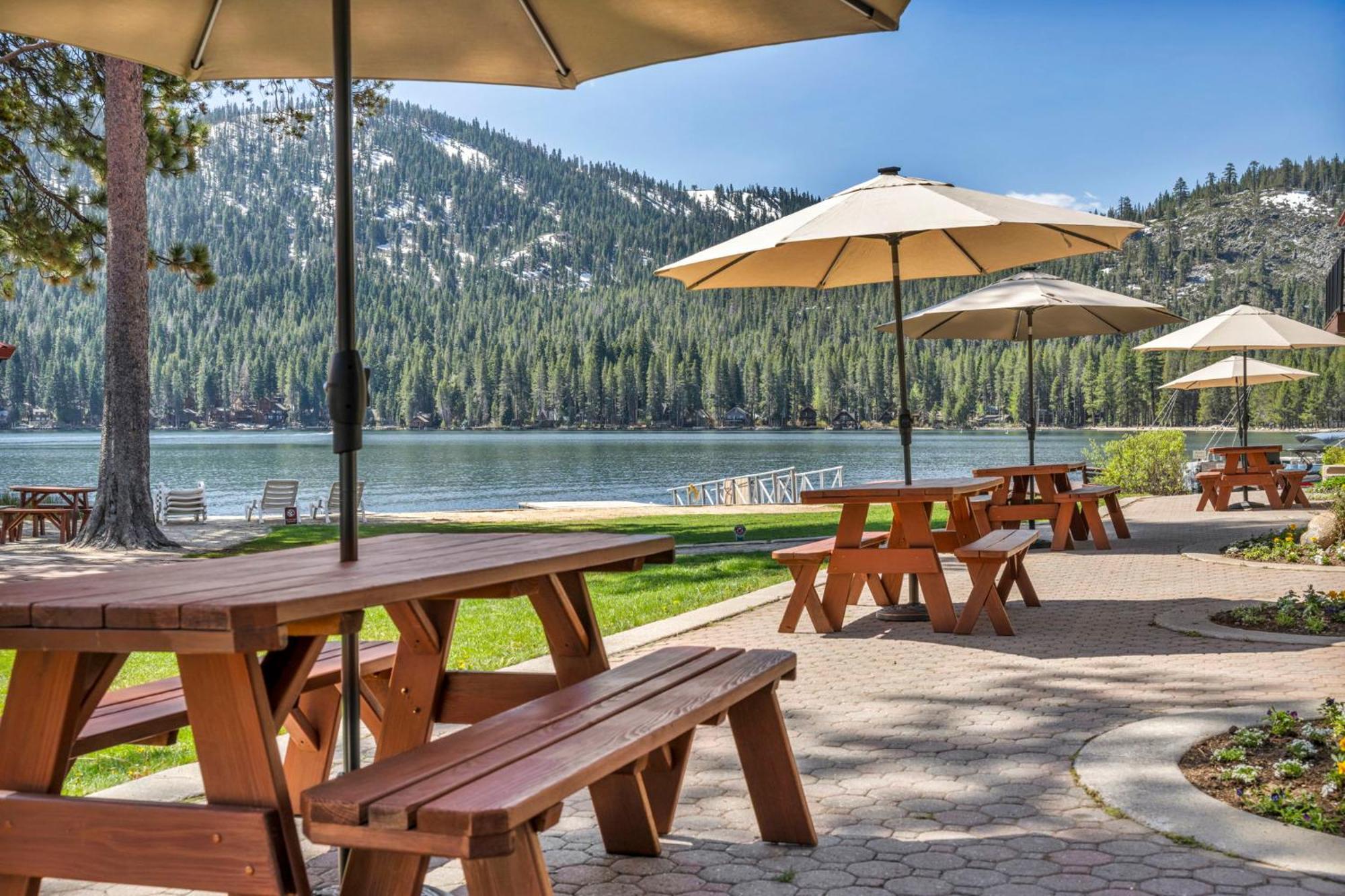 Charming Queen Studio Deluxe W/Balcony #233 At Donner Lake Village Truckee Eksteriør bilde